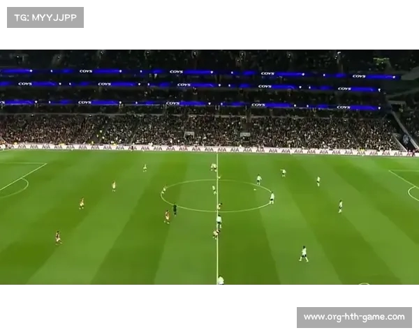 英格兰联赛杯斯蒂文尼奇里斯倒钩