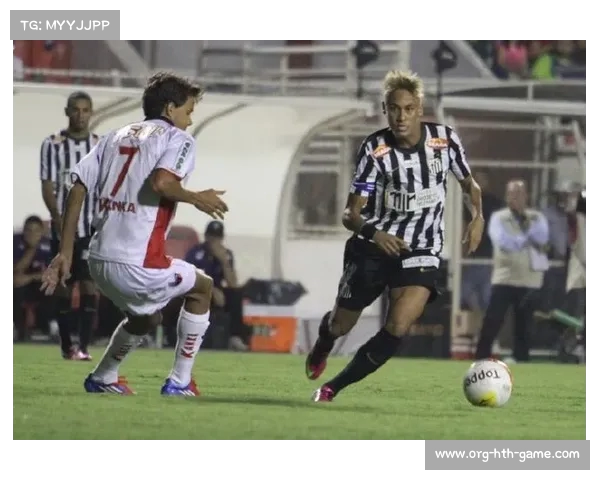 《内马尔与巴特勒完美配合:头球破门与擦边运气球展现惊人默契》 《内马尔与巴特勒完美配合:头球破门与擦边运气球展现惊人默契》