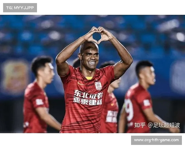 亚泰逆转未能上演,但球员们的拼搏精神赢得了球迷的尊敬(亚泰2021) 亚泰逆转未能上演,但球员们的拼搏精神赢得了球迷的尊敬(亚泰2021)